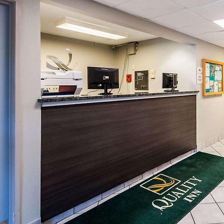 Quality Inn Solomons - Beacon Marina Экстерьер фото