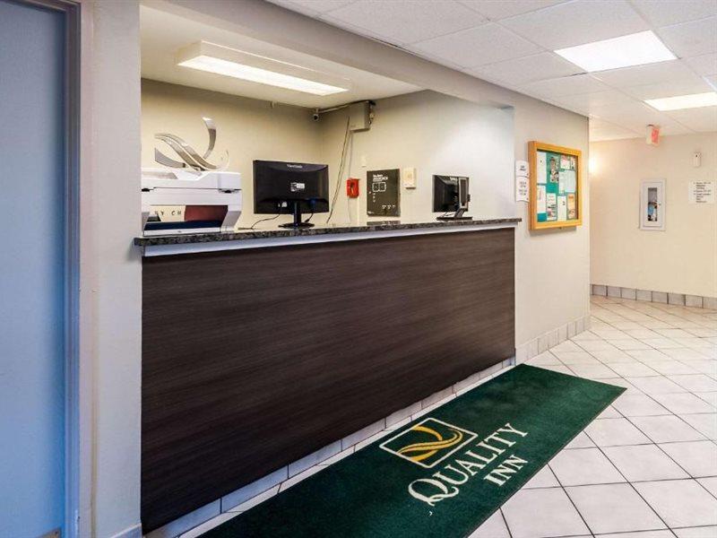 Quality Inn Solomons - Beacon Marina Экстерьер фото